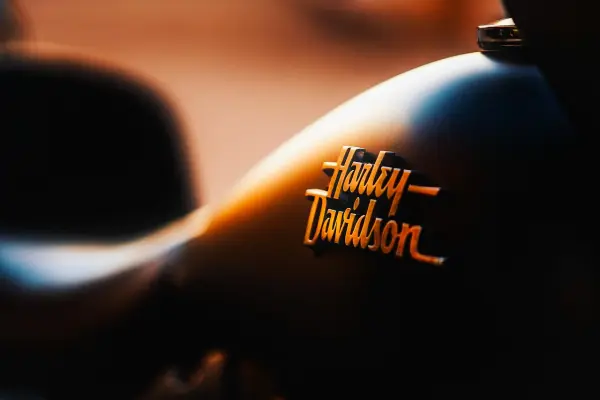 Harley-Davidson anticipa el lanzamiento de dos nuevos modelos con solicitudes de marca
