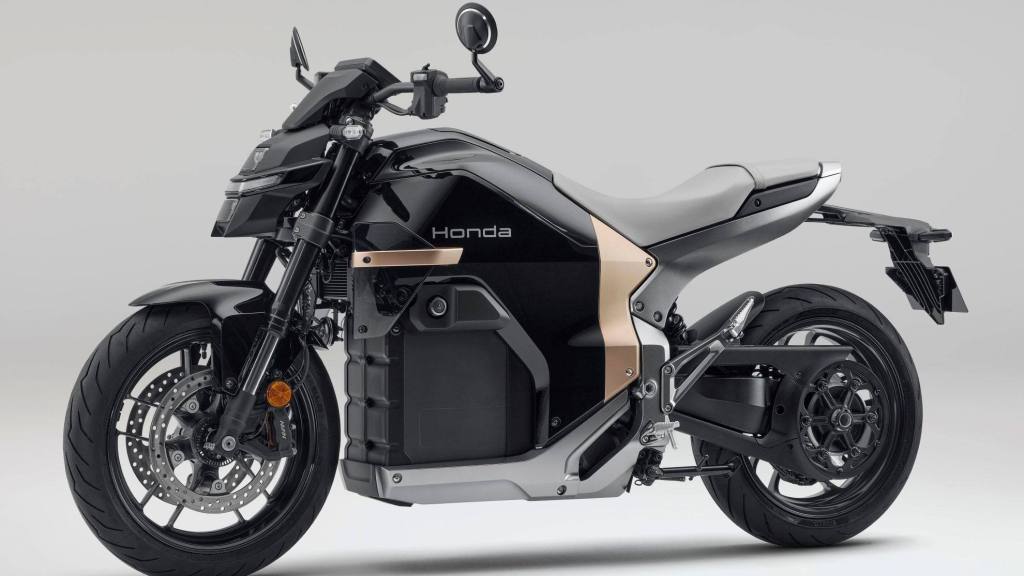 Honda WN7, Prensa