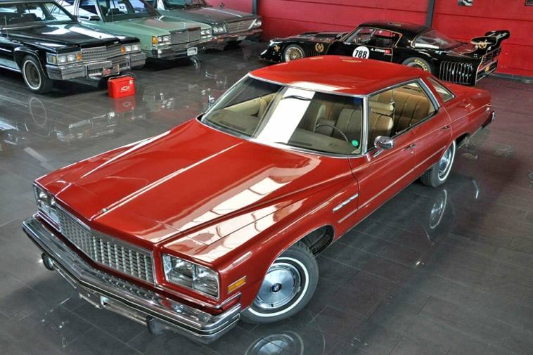 1976 Buick LeSabre - virtualparking.net