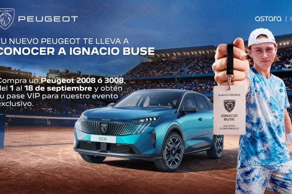 Mecánico revisando el motor de un automóvil