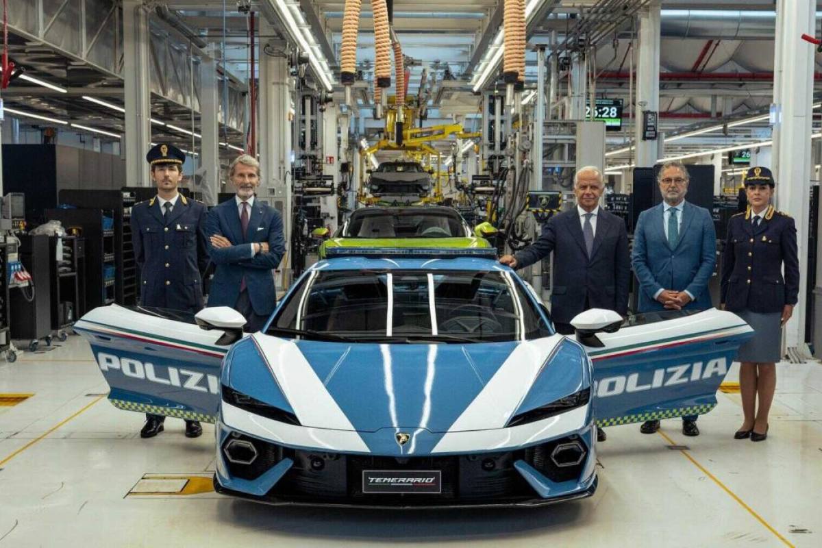 La policía italiana suma un Lamborghini Temerario híbrido de 920 CV ,Lamborghini